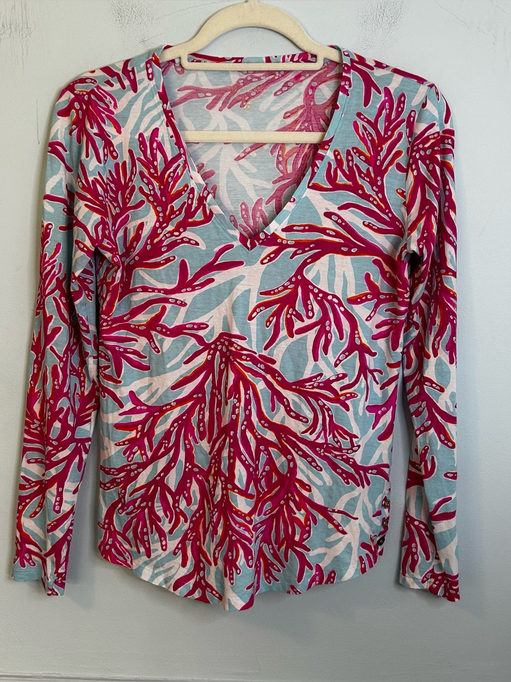 Lilly Pulitzer Pink & Blue Coral Print V-Neck Lightweight Long Sleeve T-shirt